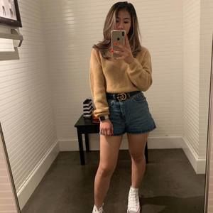 Meet your Posher, Ana